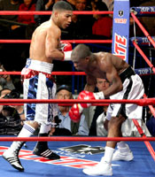 Yuriorkis Gamboa vs Rogers Mtagwa